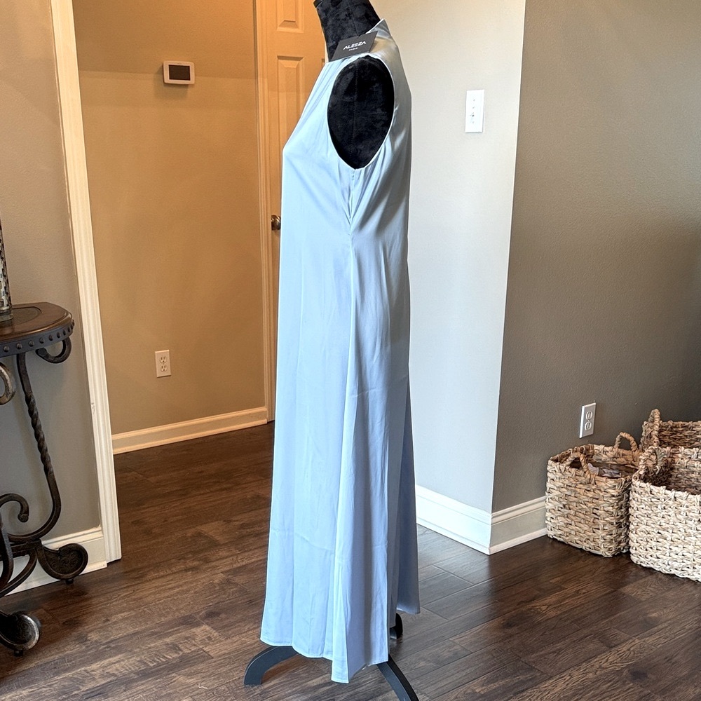 Aleeza Paris Light Blue Closed Neck Slip Dress med - Picture 4 of 8